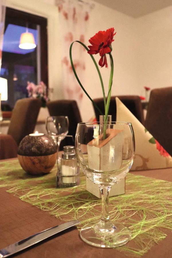Hotel Feldmaus Olzheim 외부 사진